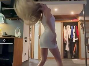 Incredible TikTok challenge pussylicking for beautiful blonde girl