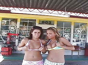 Hot 18 Year Old Farm Girls Come To Florida To Get Naked