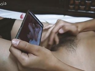 She watching porn , masturbate during periods , periods creampie - hunter Asia