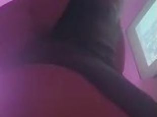 Pawg with big white booty twerks with no panties on for snapchat