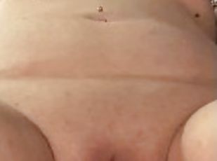 Cuckold hubby finds 3 loads my Bull just pumped deed inside me ????