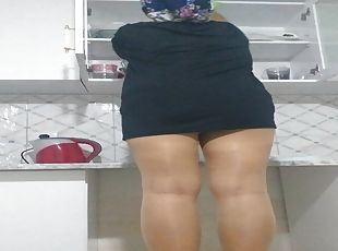 Turbanli mature housewife pantyhose