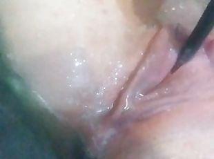 Squirting peehole play