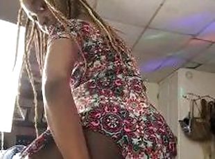 Twerking Ass In Dress On Thick Cock *Dildo SexToy Tryouts*